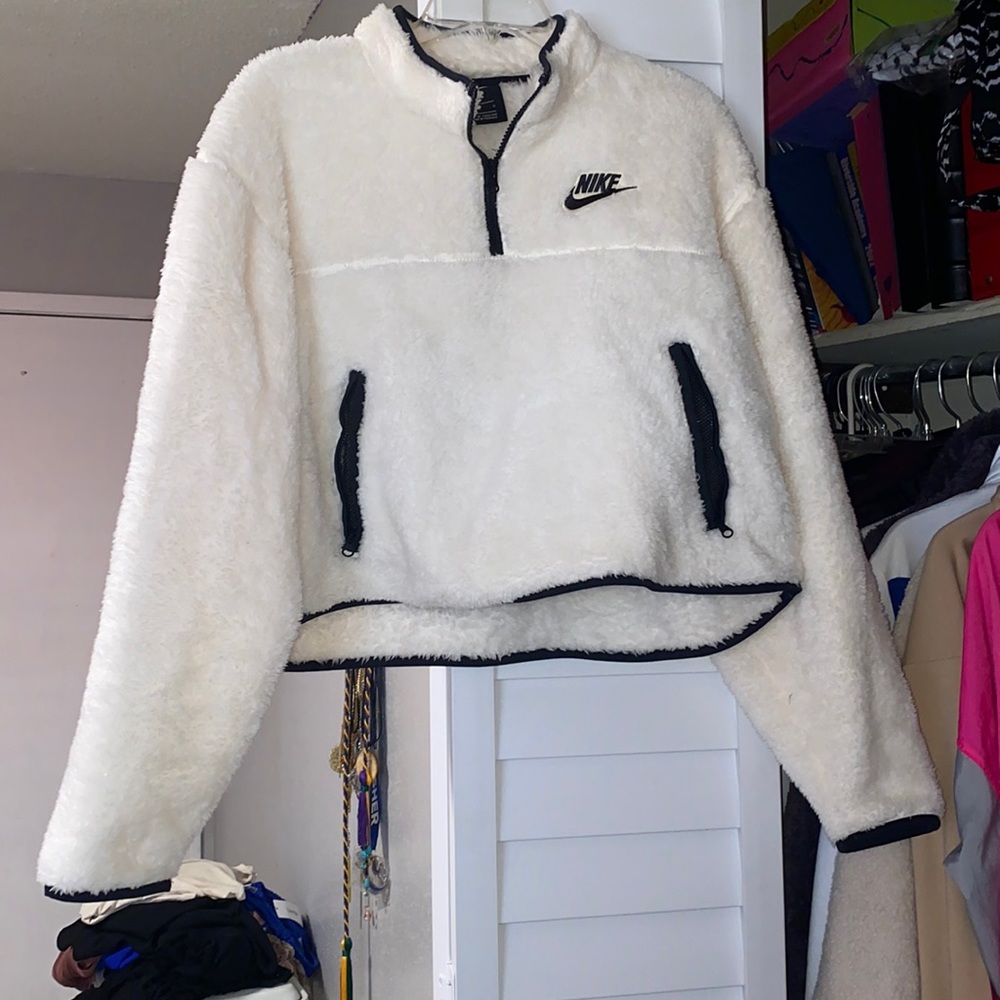 Nike cropped jacket